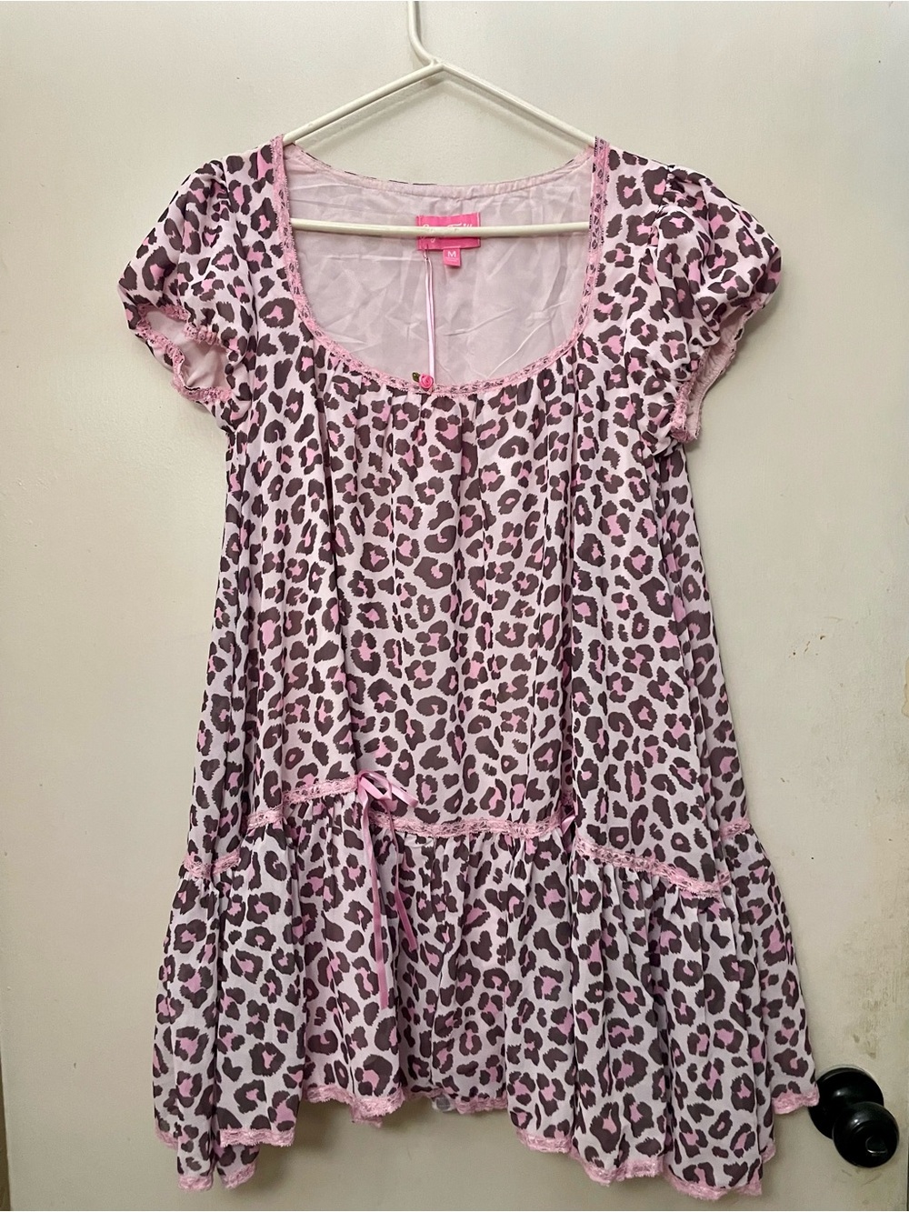 Dolls Kill Sugar Thrillz pink leopard print babydoll dress size medium NWT